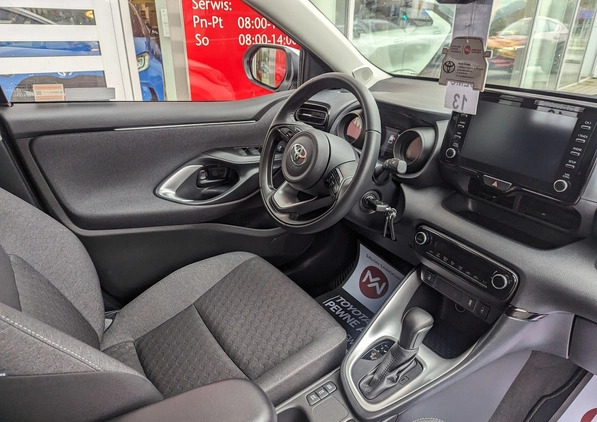 Toyota Yaris cena 95900 przebieg: 11533, rok produkcji 2023 z Turek małe 596